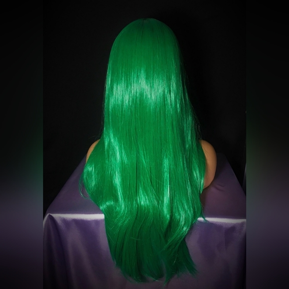 Vibrant Green Long Wig - Picture 2 of 2